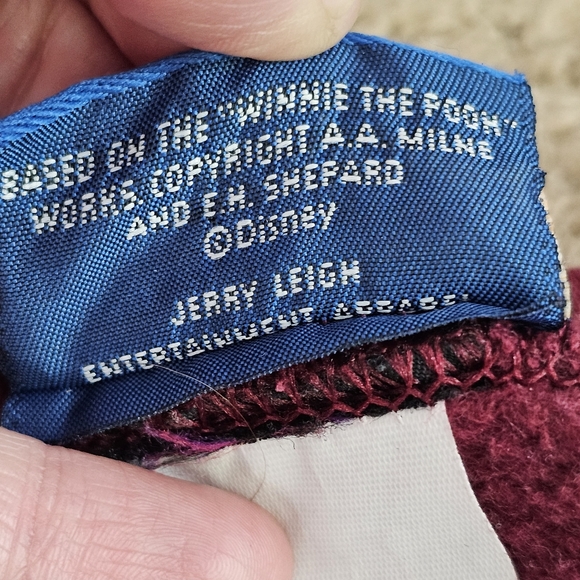 Winnie The Pooh Y2k Jerry Leigh Disney Buegundy Garden Flower Sweatshirt - Picture 5 of 6